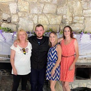 Meet your Posher, Tiffany